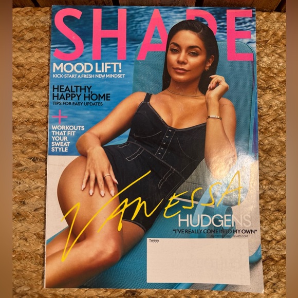 SHAPE Magazine 3 Magazine Bundle - Picture 3 of 4
